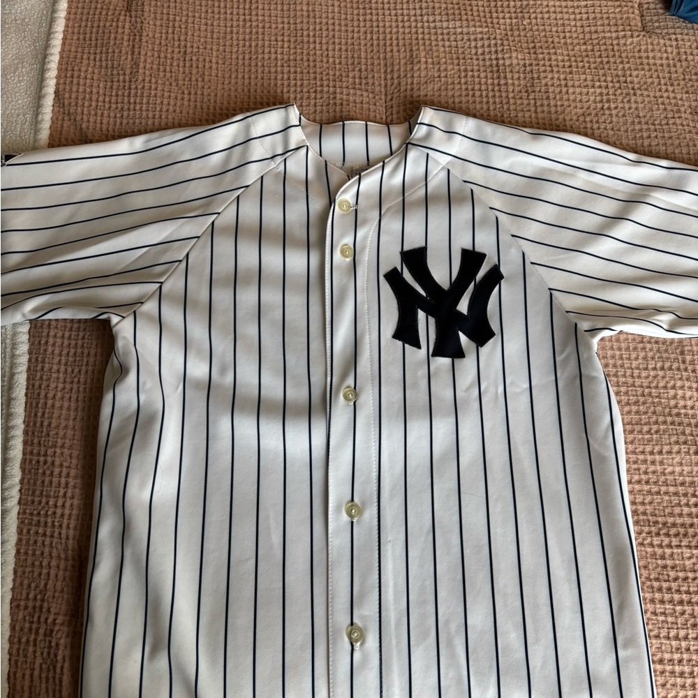 Men’s Size Medium Majestic New York Yankees Johnny Damon Jersey